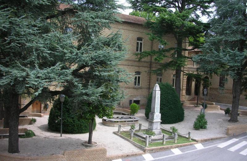 Вілла Casa Borgo Fonte Castelleone di Suasa Екстер'єр фото
